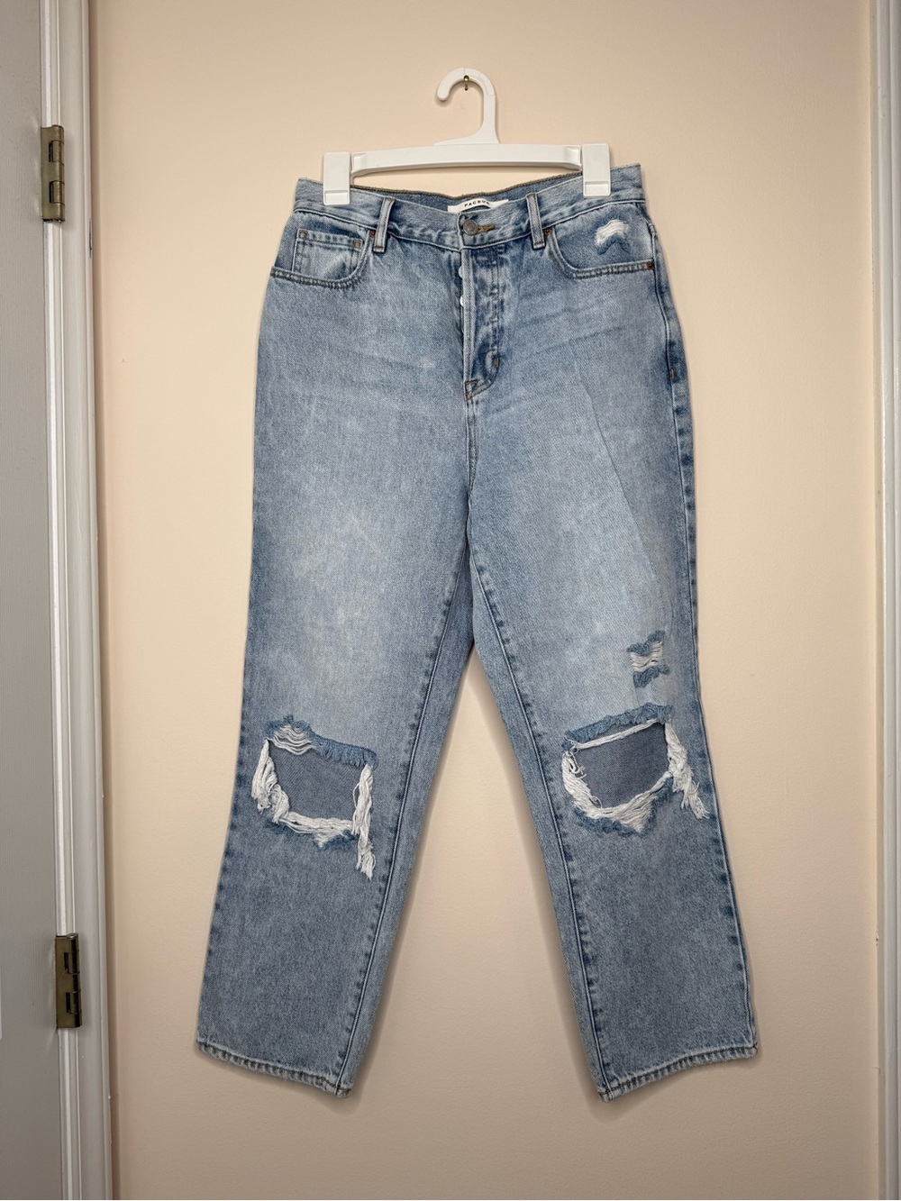 PacSun Light Blue High Rise Straight Leg Distressed Jeans Women’s 28 Button Fly